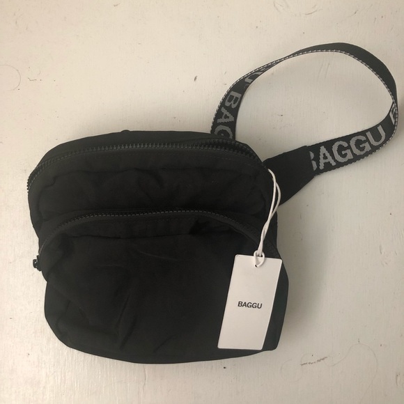 poshmark fanny pack